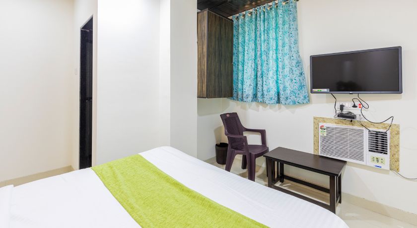 Hotel Saras Residency in Navi Mumbai