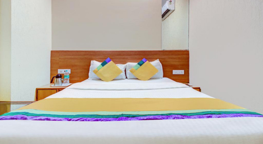 Hotel Waxflower in Mumbai