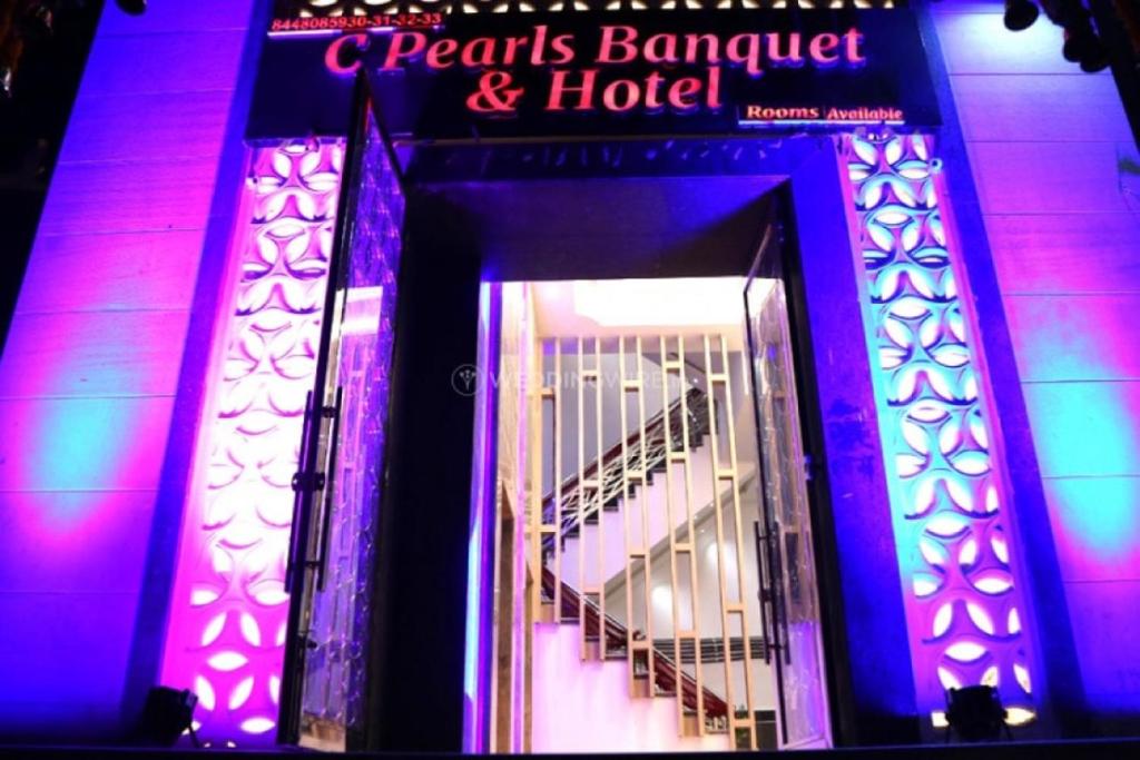 C Pearls Hotel and Banquet in Delhi