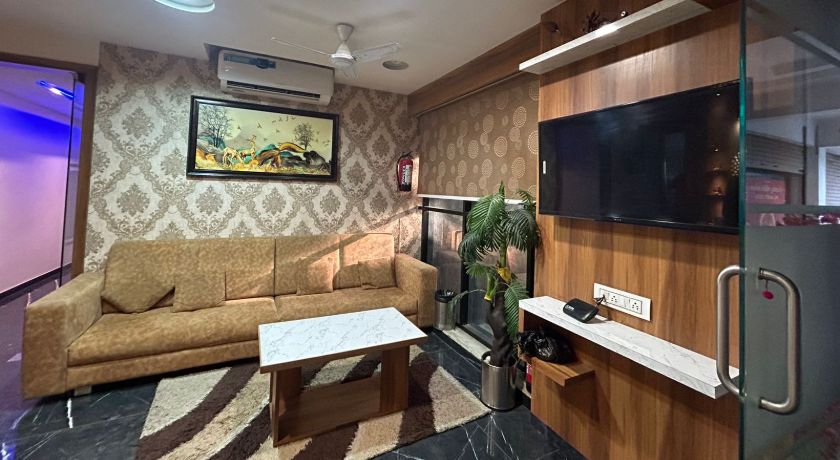 Hotel Asiana in Ahmedabad