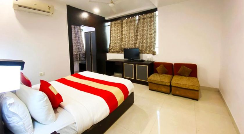 Hotel Admire Inn Vasundra By F9 Hotels in Ghaziabad