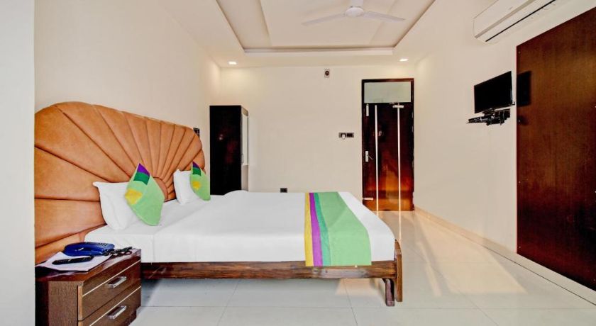 Hotel Silver Stallion in Lucknow