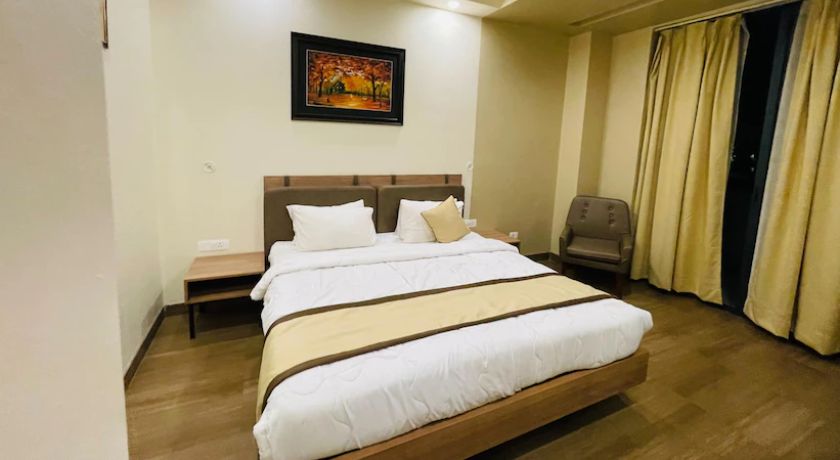 Hotel The Golf in Lucknow