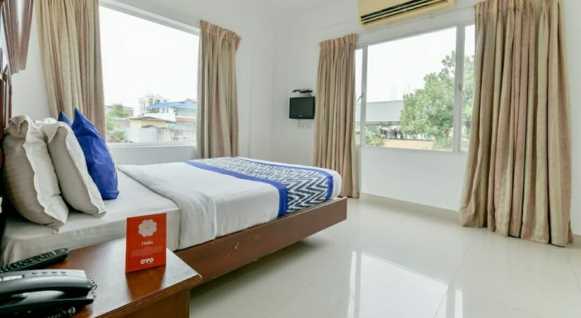 Hotel Centre Point  in Kochi