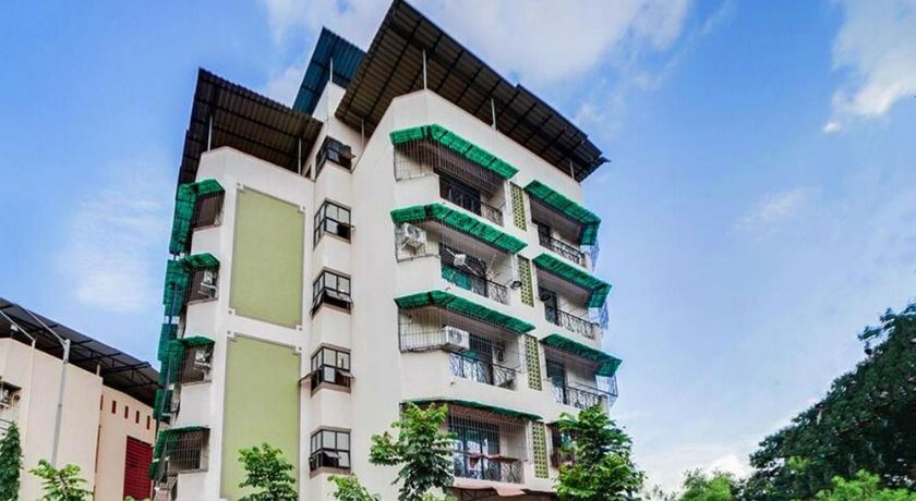 Hotel Galaxy Grand B B in Panvel