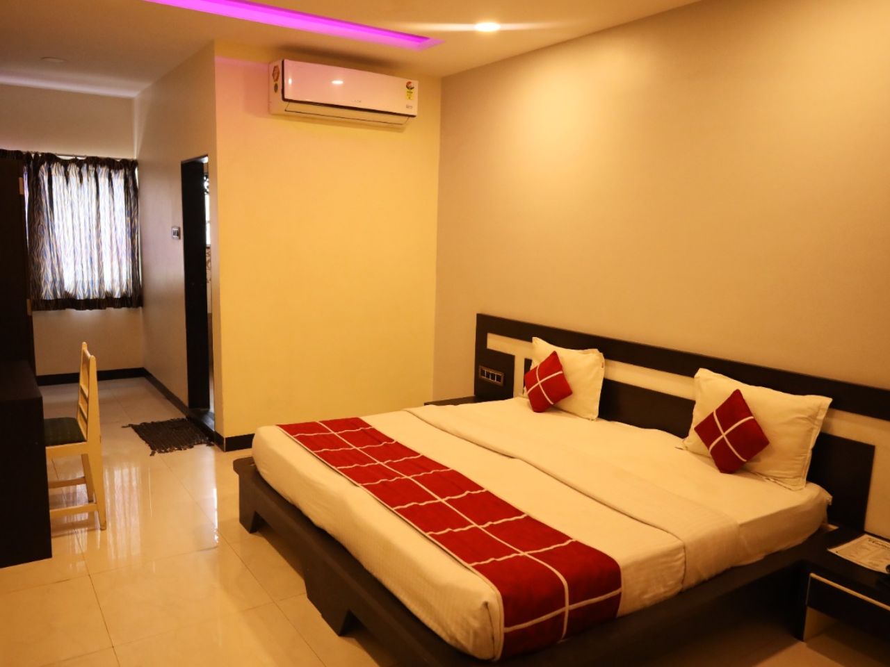 Hotel Sparkling Pearl in Aurangabad