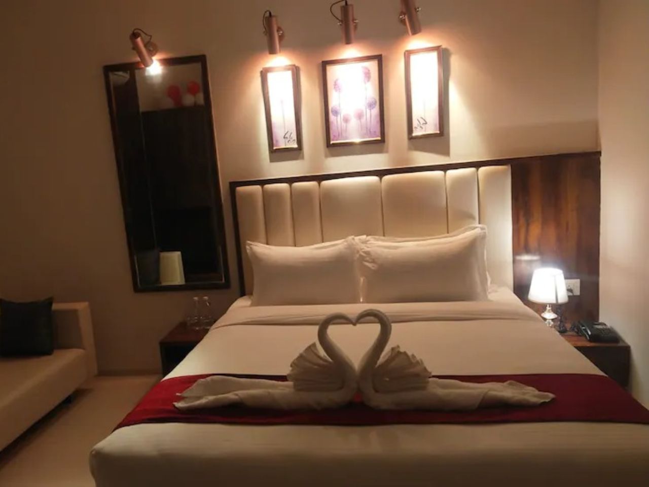 Hotel Viraj Executive in Aurangabad