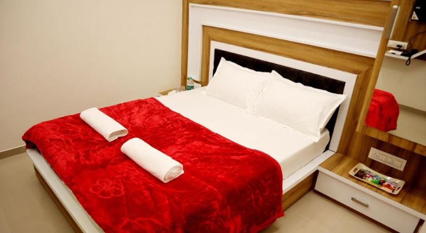 Hotel Sai Maa in Shirdi