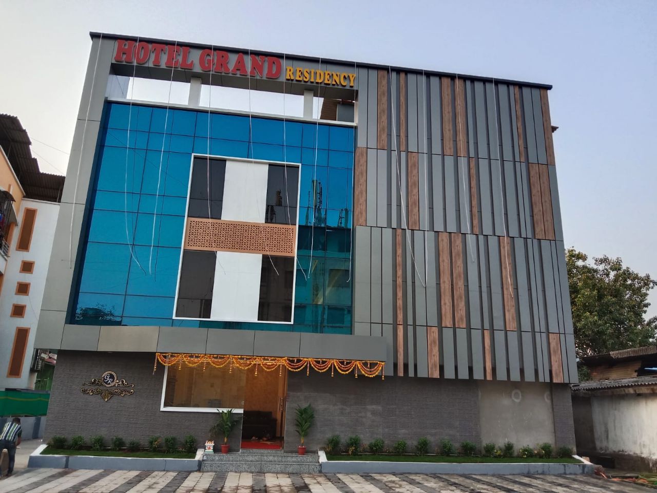 Hotel Grand Residency in Thane