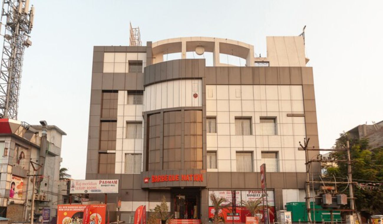 Hotel Raj Meridian in Chennai