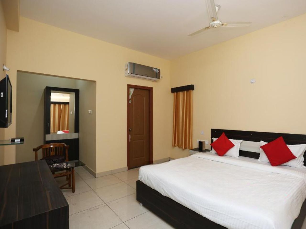 Hotel Blue Bell in Bhubaneswar