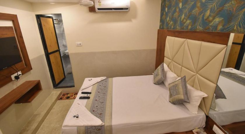 Hotel Dream Palace Residency in Mumbai