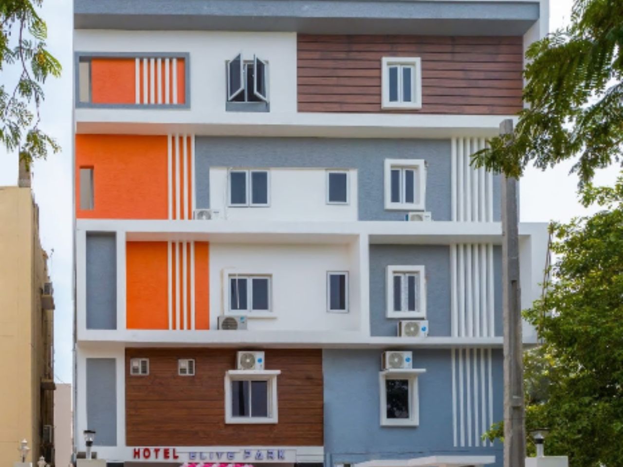 Hotel Elite Park in Tirupati