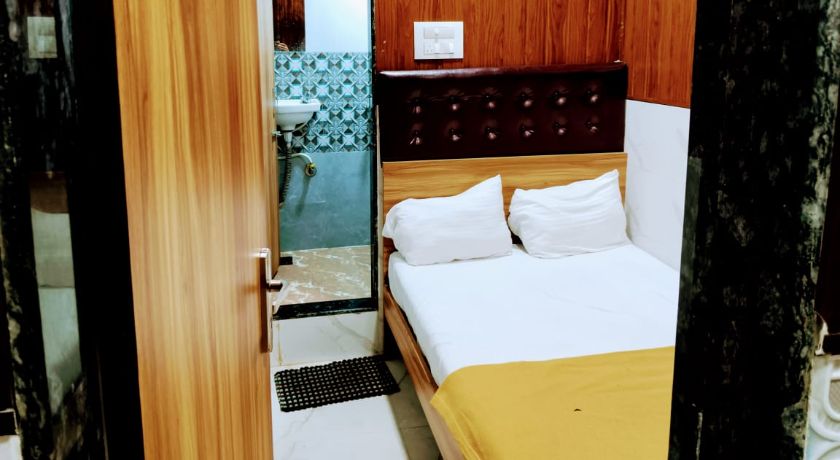 Shridhar Rest House in Mumbai