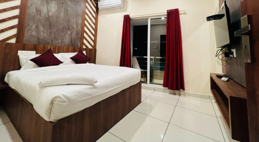 Gypsy  Hotel Cusat in Kochi