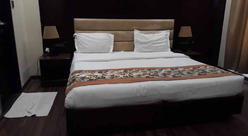 Star Hotel in Ghaziabad