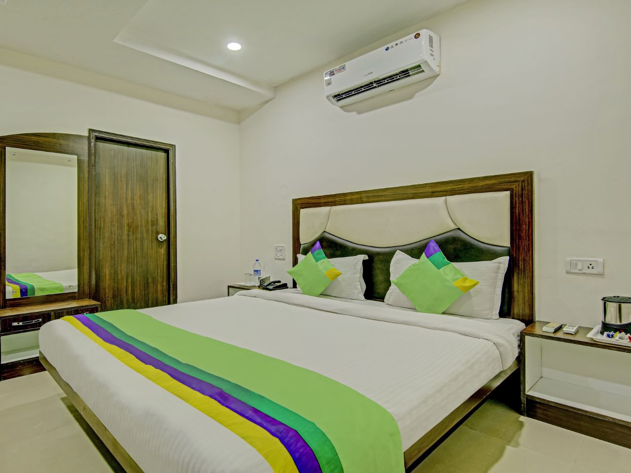 Hotel The Benz in Mohali