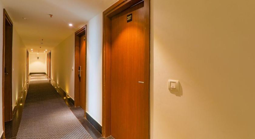 Hotel Aurelia Grand in Lucknow