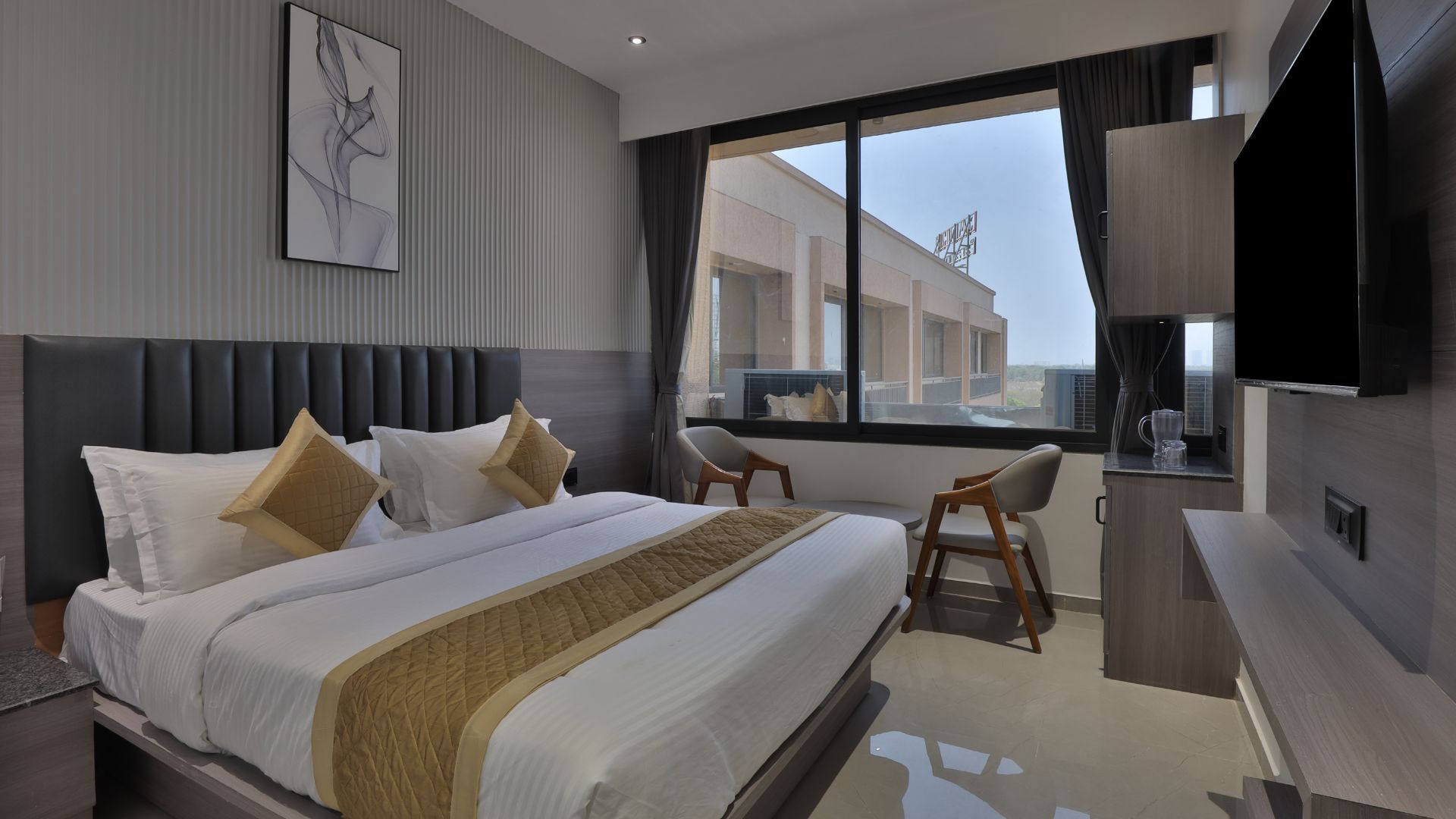 Hotel Legacy in Ahmedabad