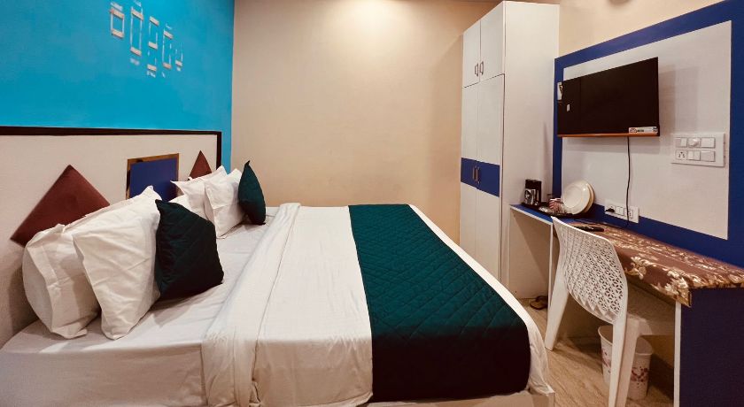 Hotel Gold Star in Delhi