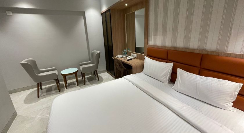 Hotel The West Coast in Vasai