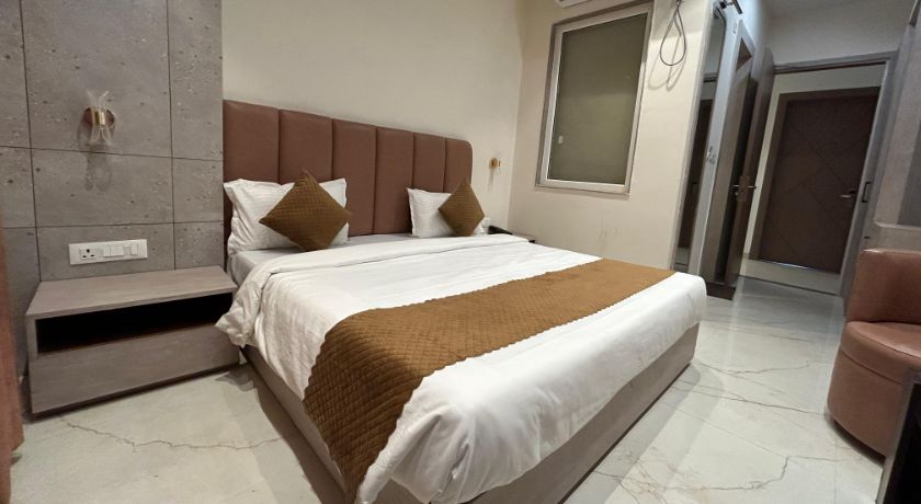 Sethi Grand Hotel in Lucknow