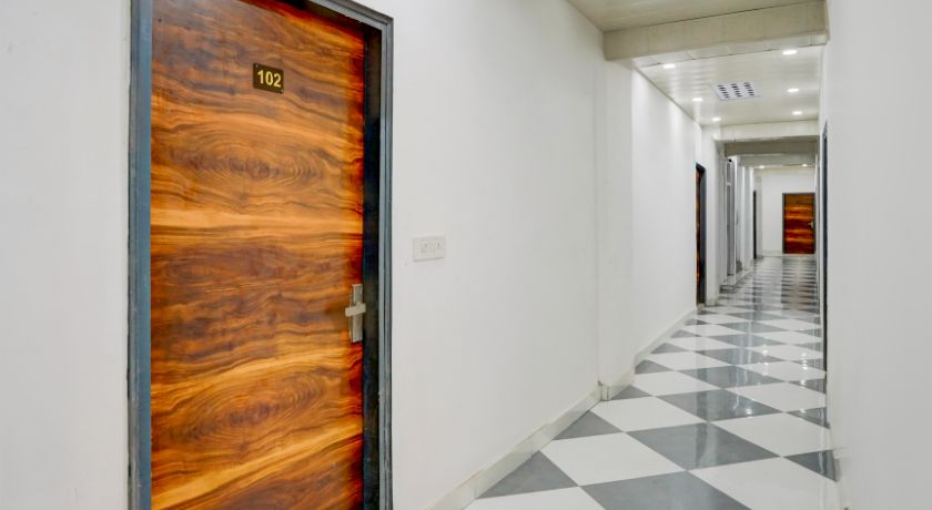 Hotel Downtown in Noida