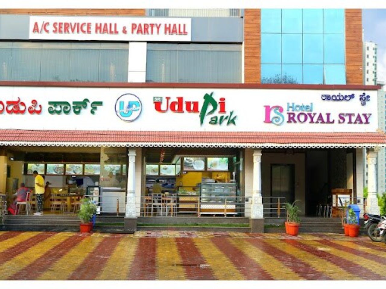 Hotel Royal Stay in Bangalore