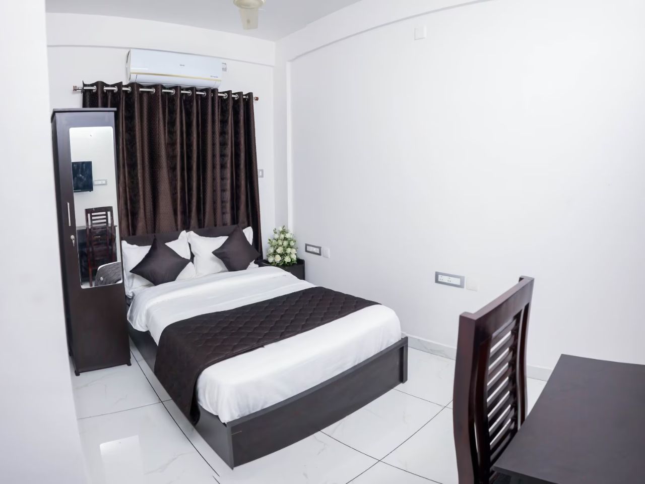 Guest West Inn in Kochi