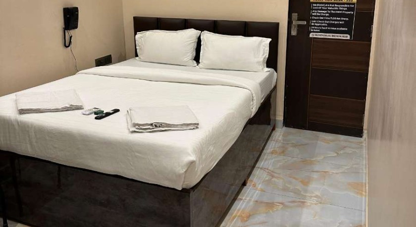 Blissful Rooms and Banquet in Thane