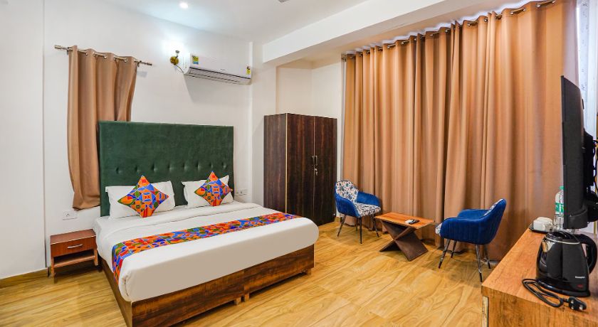 Saffron Inn in Noida