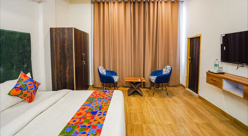 Saffron Inn in Noida