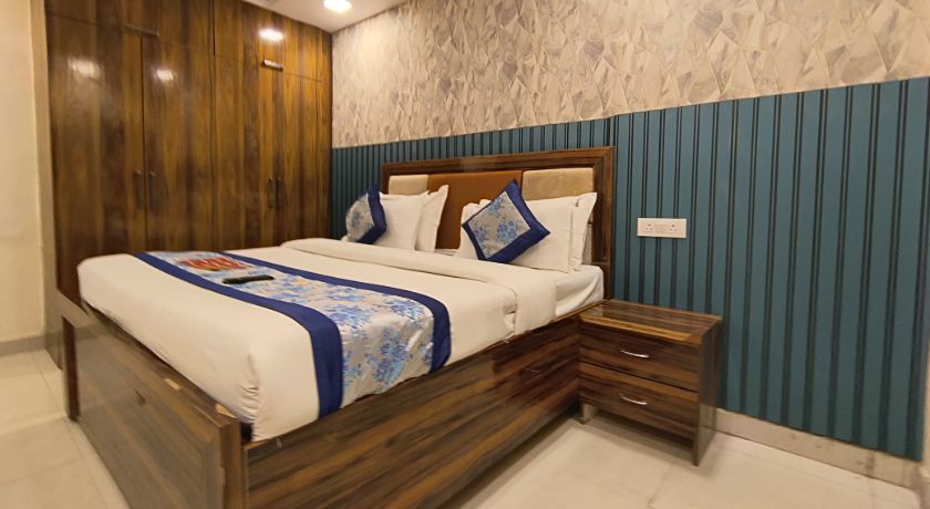 Angel Pink Kaushambi in Ghaziabad