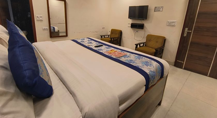 Angel Pink Kaushambi in Ghaziabad