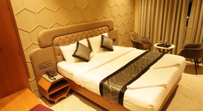 Hotel Regalia Suites in Navi Mumbai