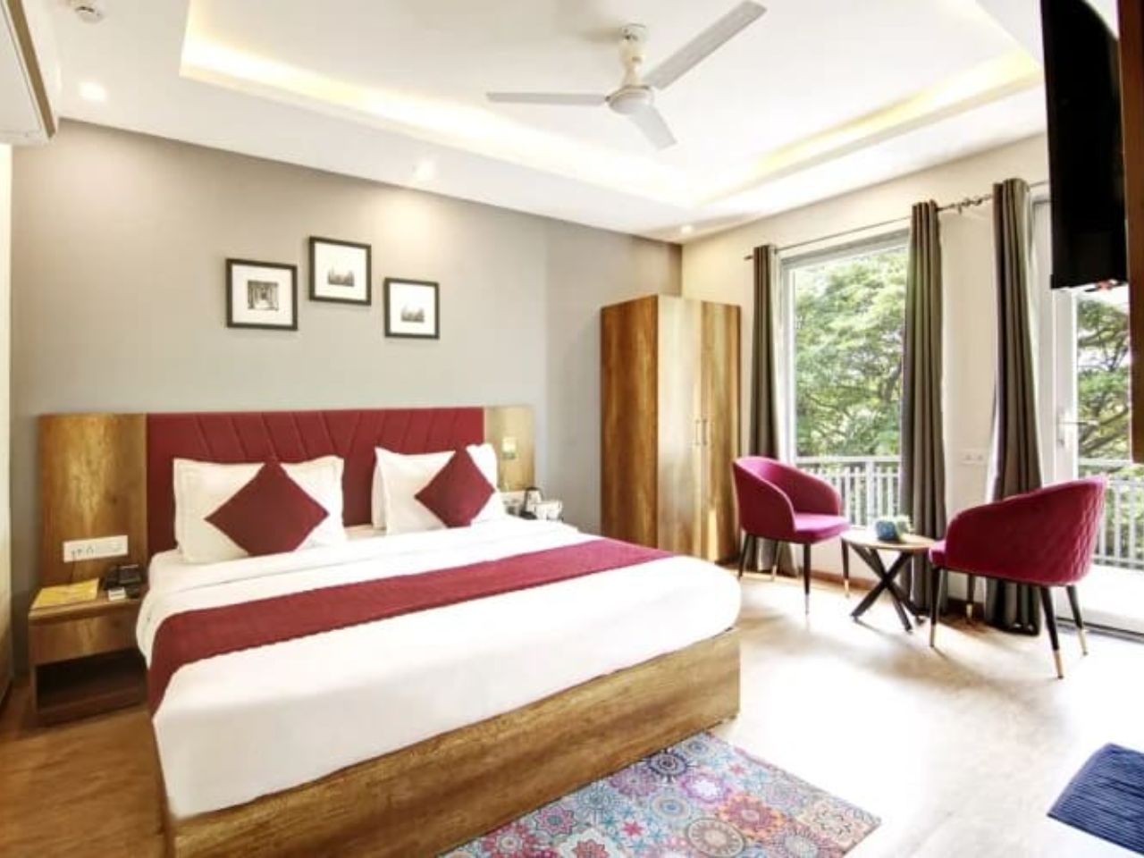 Saltstayz Select - Huda City Center in Gurgaon