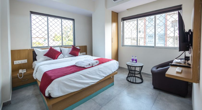 Hotel City View Residency in Navi Mumbai