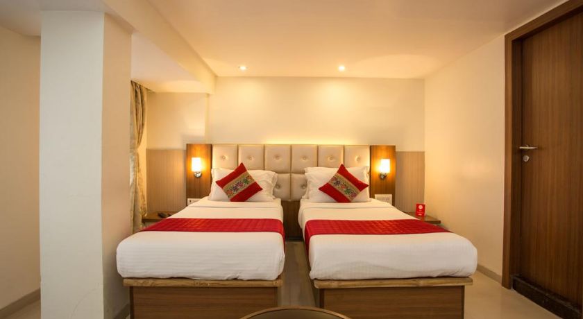 Hotel Aishwarya Residency in Navi Mumbai