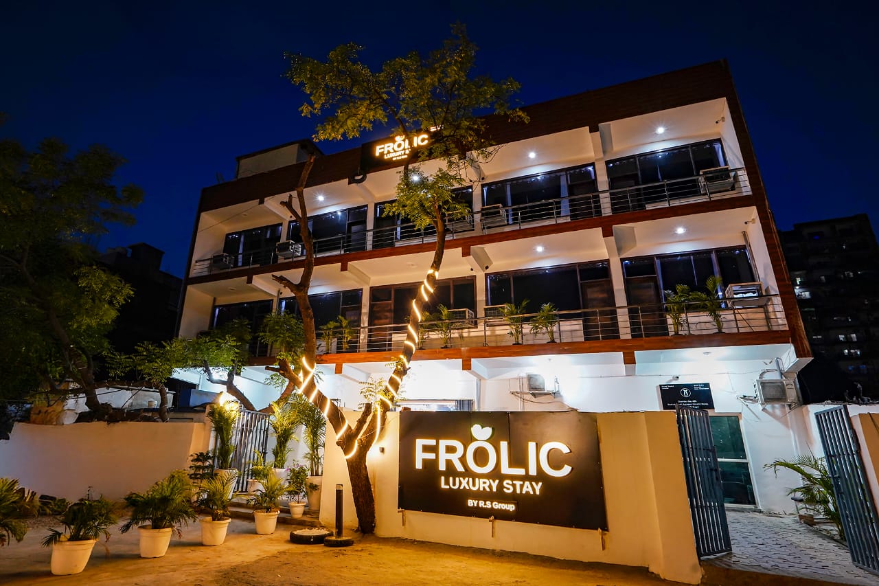 Hotel Floric Stay in Noida
