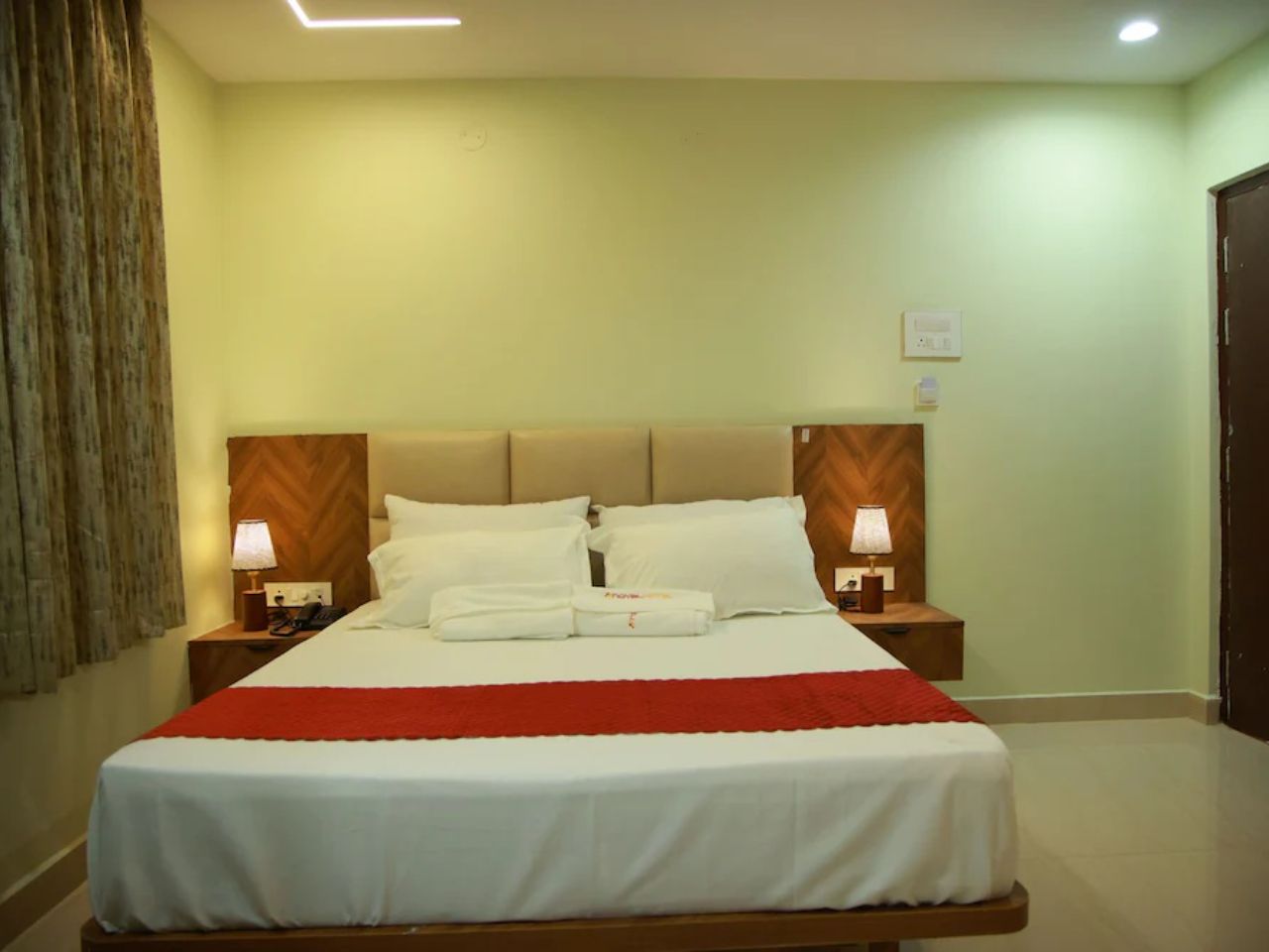 Novel Hotel in Hyderabad