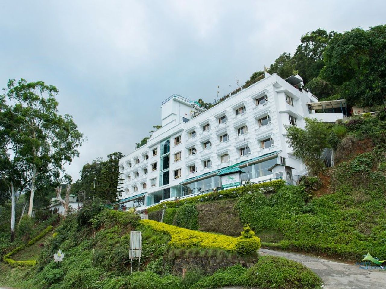 Misty Mountain Resort in Munnar