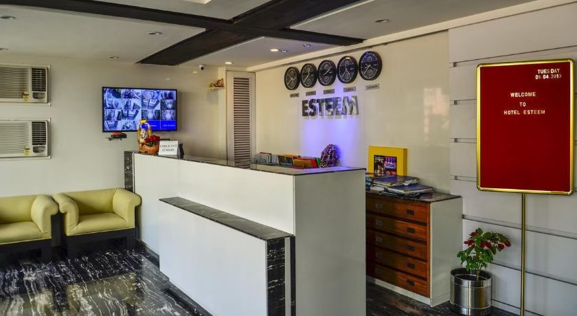Hotel Esteem in Kolkata
