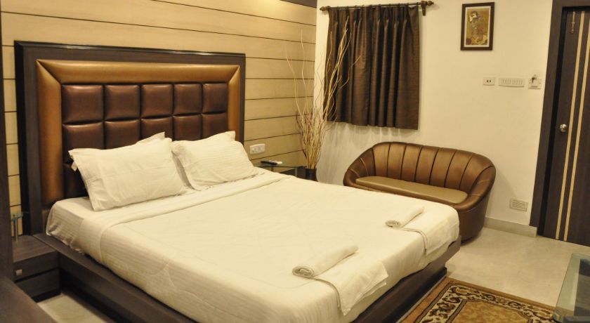 Hotel Esteem in Kolkata
