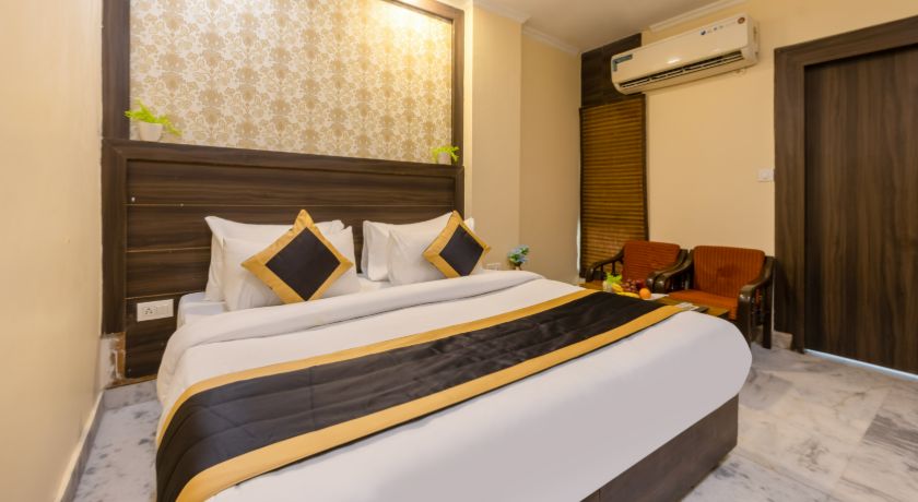 Hotel Dharam Villa in Noida