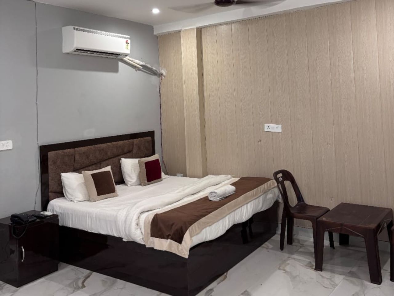 Hotel Ayodhya International in Ayodhya