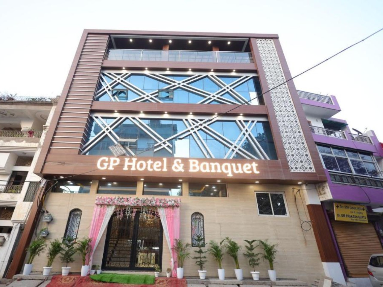 GP Hotel in Lucknow