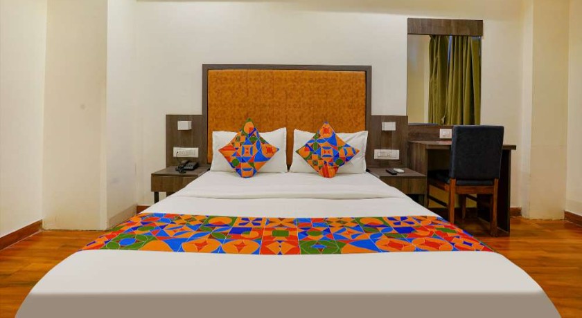 Hotel Royal Palace in Mumbai