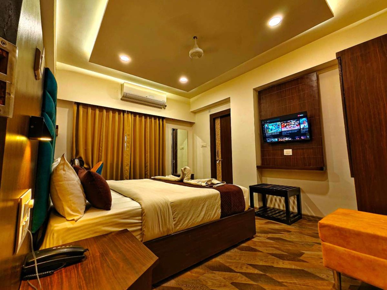 Hotel Meritel Grande in Indore
