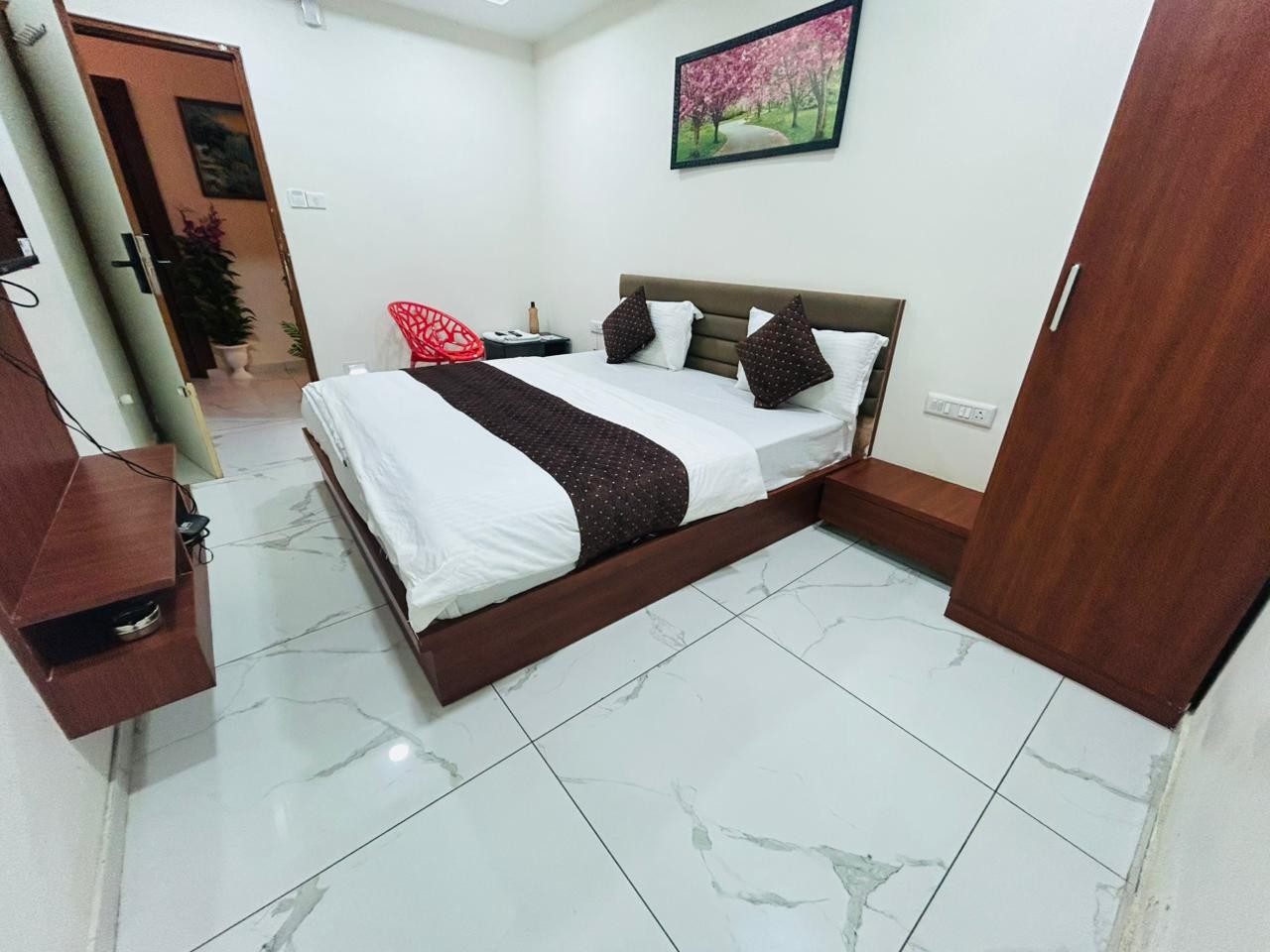 Hotel RR Inn in Vadodara