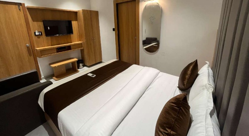 Hotel Pulse Town in Ahmedabad